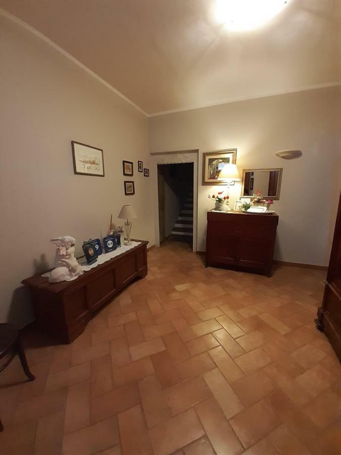 B&B La Casa Di Alice Foligno Buitenkant foto