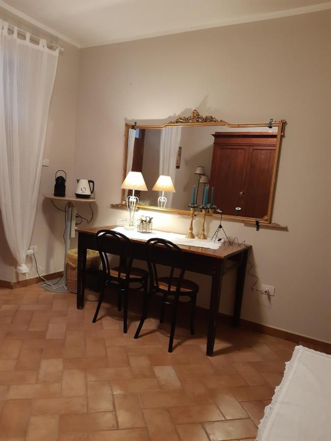 B&B La Casa Di Alice Foligno Buitenkant foto